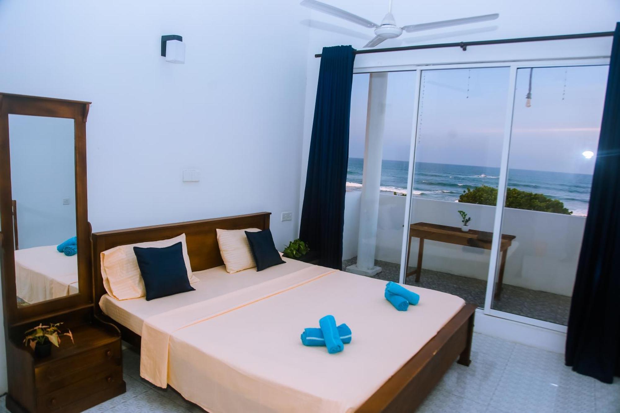 Mirissa Turtle Point Guest Hotel Bagian luar foto